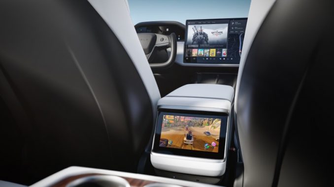 steam-console-de-jeux-video-voiture-Tesla Intérieur de voiture Tesla avec console de jeu Steam pour s’amuser en voiture