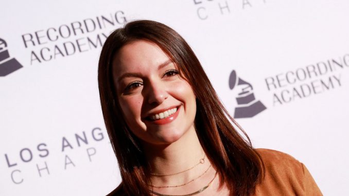 Grammys Awards : la categorie jeux video fait enfin son entree de star La compositrice Stephanie Economou, la grande gagnante de la meilleure bande-son dans la catégorie jeux vidéo aux Grammys Awards.