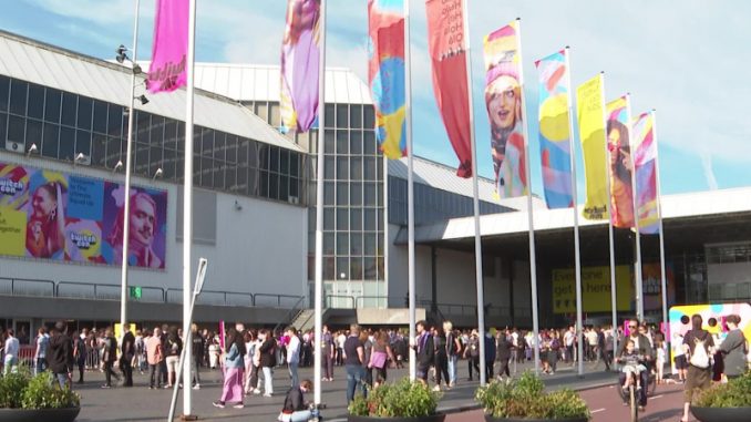 twitchcon-edition-europeenne-paris L’entrée du bâtiment où s’est tenu l’évènement annuel TwitchCon.