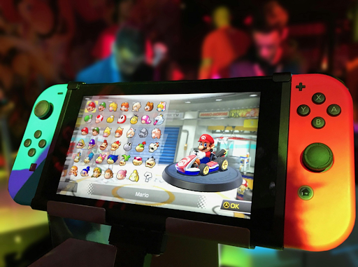 Nitendo Switch. Nitendo Switch.