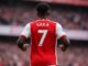 Bukayo Saka avec le maillot d’Arsenal