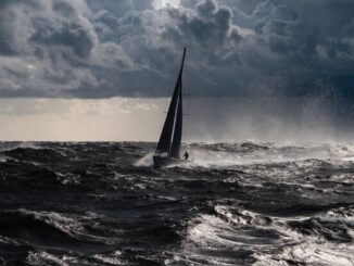 Jeu de course de bateaux inspiré des compétitions offshore